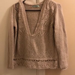 Pink pull over sweater with hood
